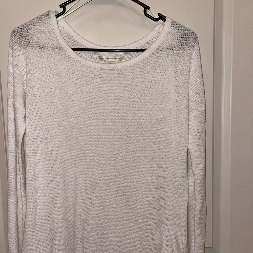 White Longsleeve Top